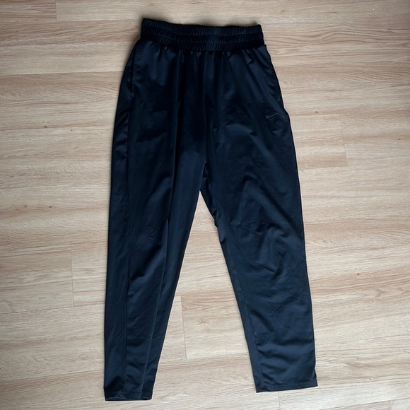 Black womens Nike sweatpants - Picture 1 of 3